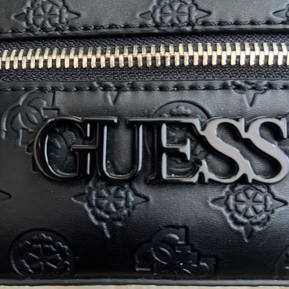 Guess backpack - Picture 2 of 10